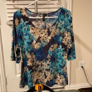Blue floral top